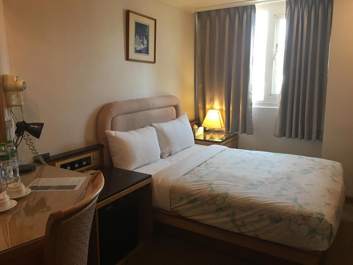 Hara Zuru Hotel Taoyuan Exteriör bild