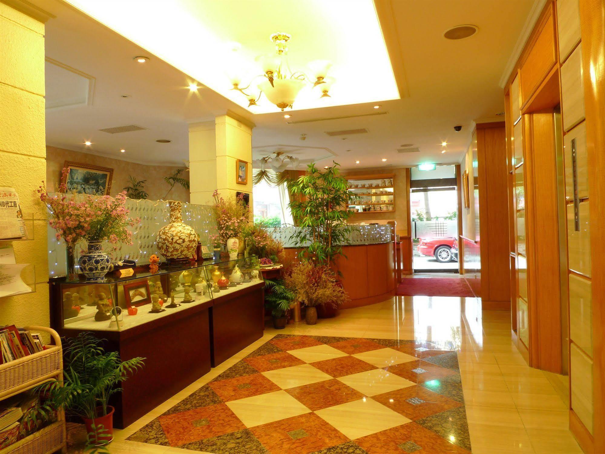 Hara Zuru Hotel Taoyuan Exteriör bild
