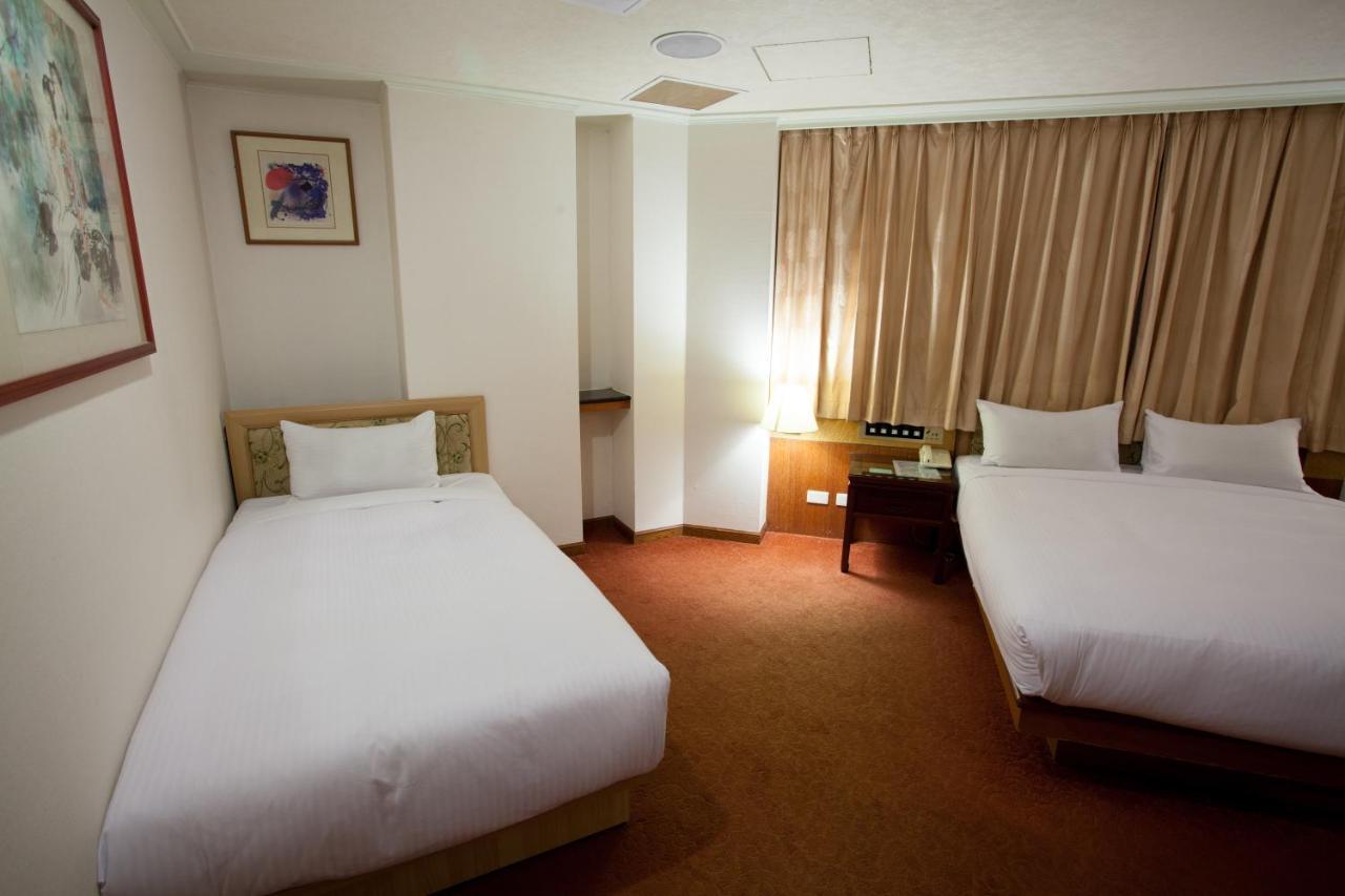 Hara Zuru Hotel Taoyuan Exteriör bild