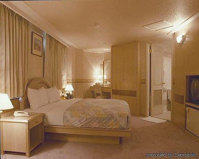Hara Zuru Hotel Taoyuan Exteriör bild